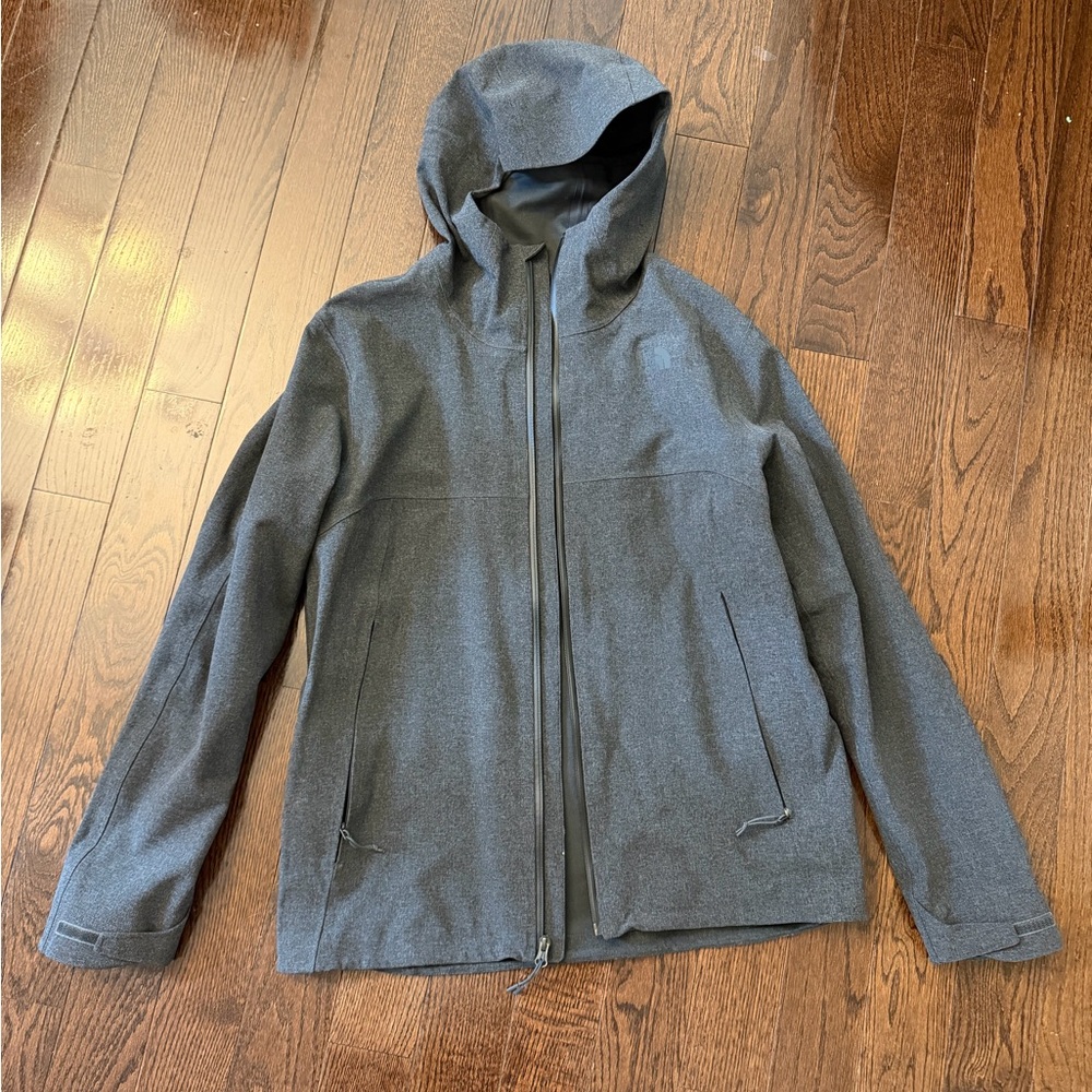 The North Face Men's Apexflex Hooded Softshell Jacket (Gore-Tex) - Charcoal Gray